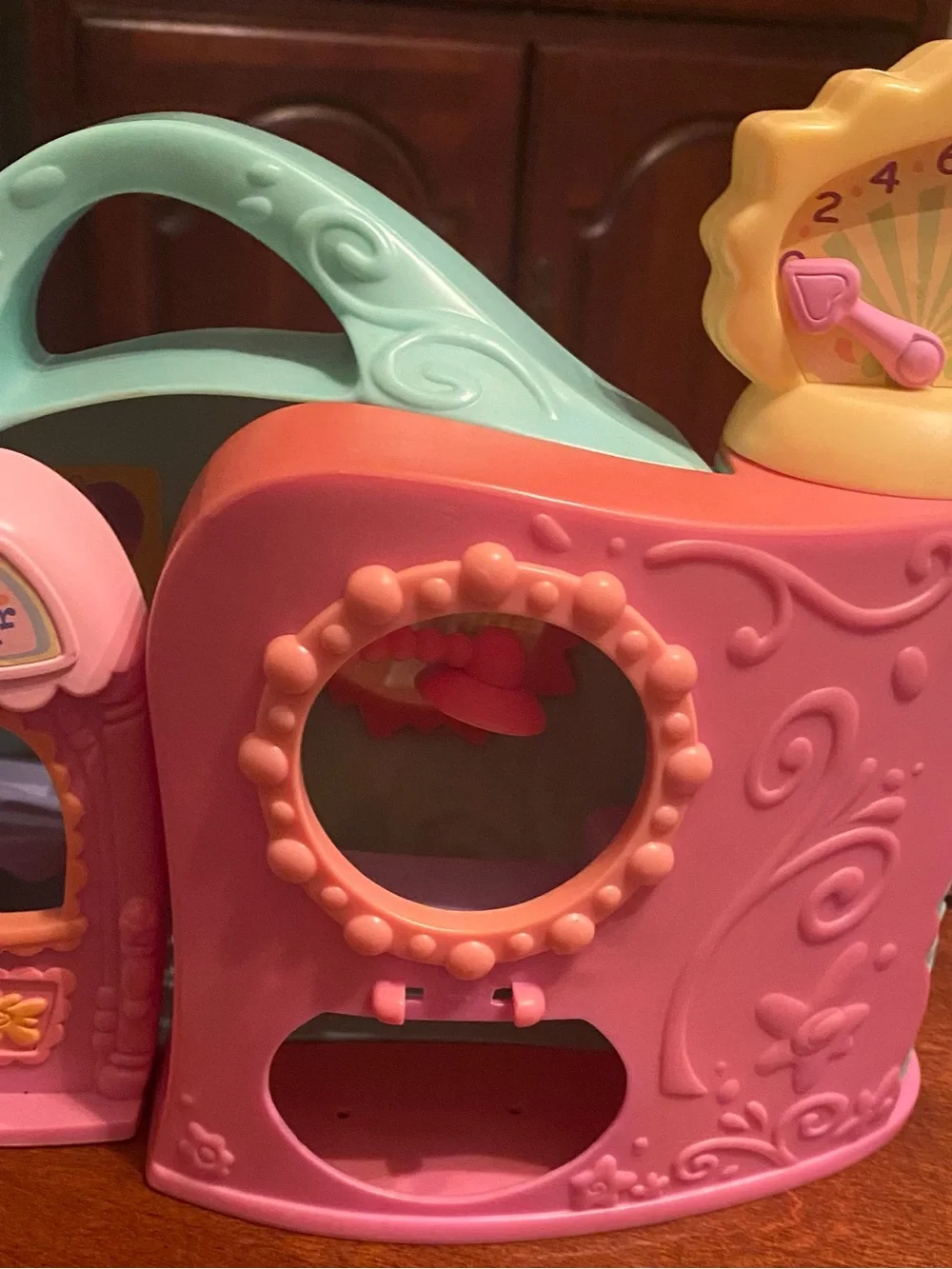 Littlest Pet Shop Get Better Center With Pets & Accessories